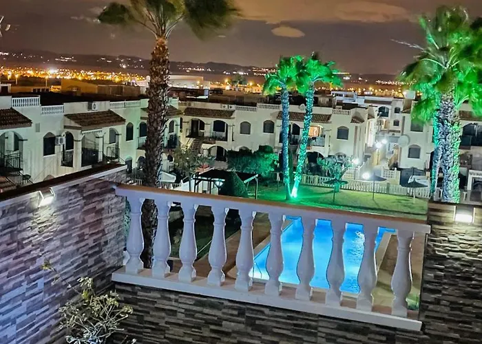 公寓 Casa De Holm 托雷维耶哈